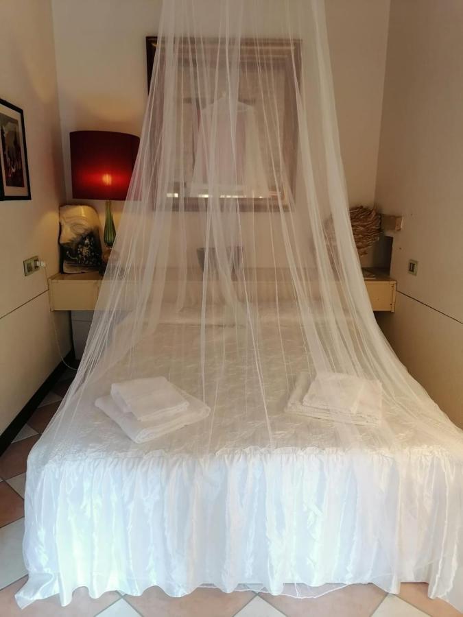 In A Lovely Garden Biennale Flat Veneza Exterior foto