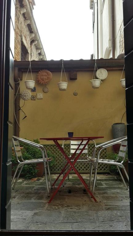 In A Lovely Garden Biennale Flat Veneza Exterior foto